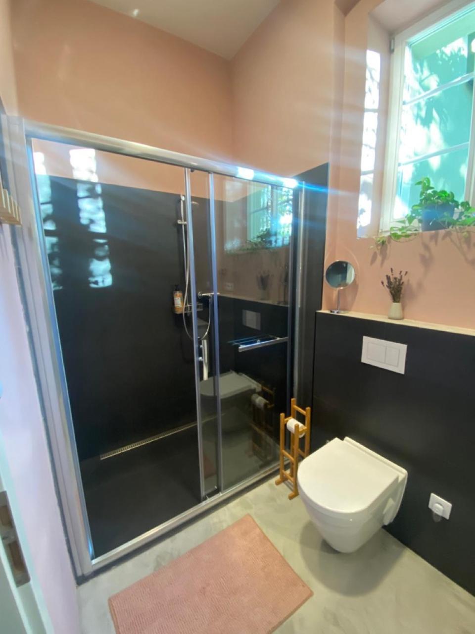 Four Rooms Carlsbad Authentic Karlsbad Exteriör bild