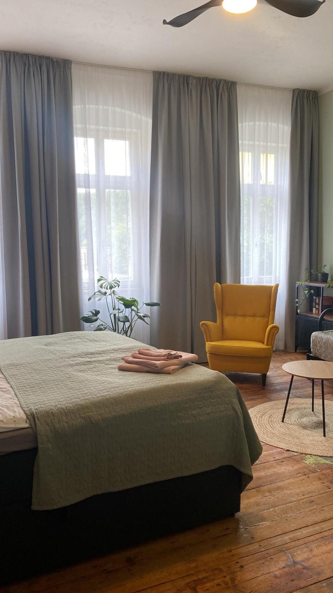 Four Rooms Carlsbad Authentic Karlsbad Exteriör bild